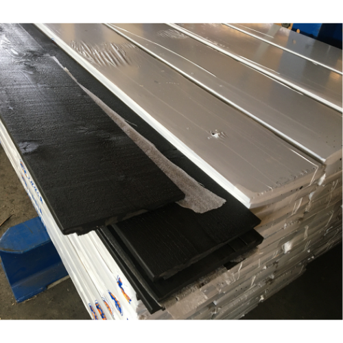 Zwart zweeds rabat vuren lengte 360 cm 2x zwart gespoten werkend 17,5 cm (bestelartikel)