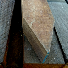 Piket hardhout 45x70 mm lengte 100 cm met punt